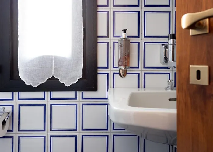 Apartment Capitano Grandi 5 *