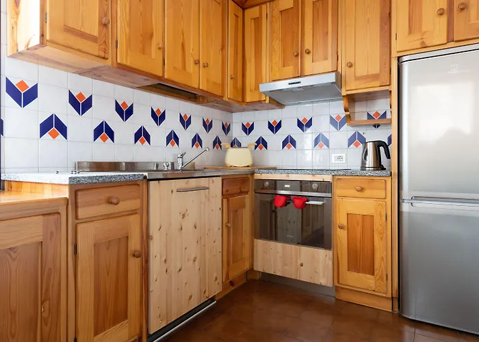 Apartment Capitano Grandi 5 *