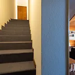 Appartement Capitano Grandi 5 *